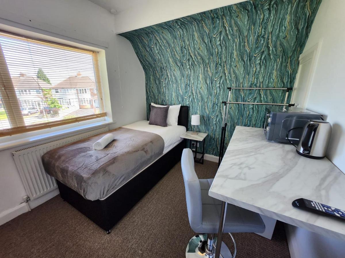 Acocks Green Solihull Shared House מראה חיצוני תמונה